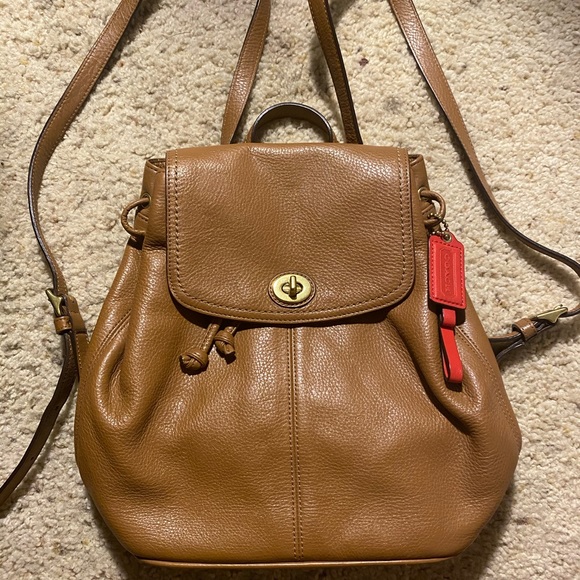 Barley used!!COACH classic mini backpack in Tan